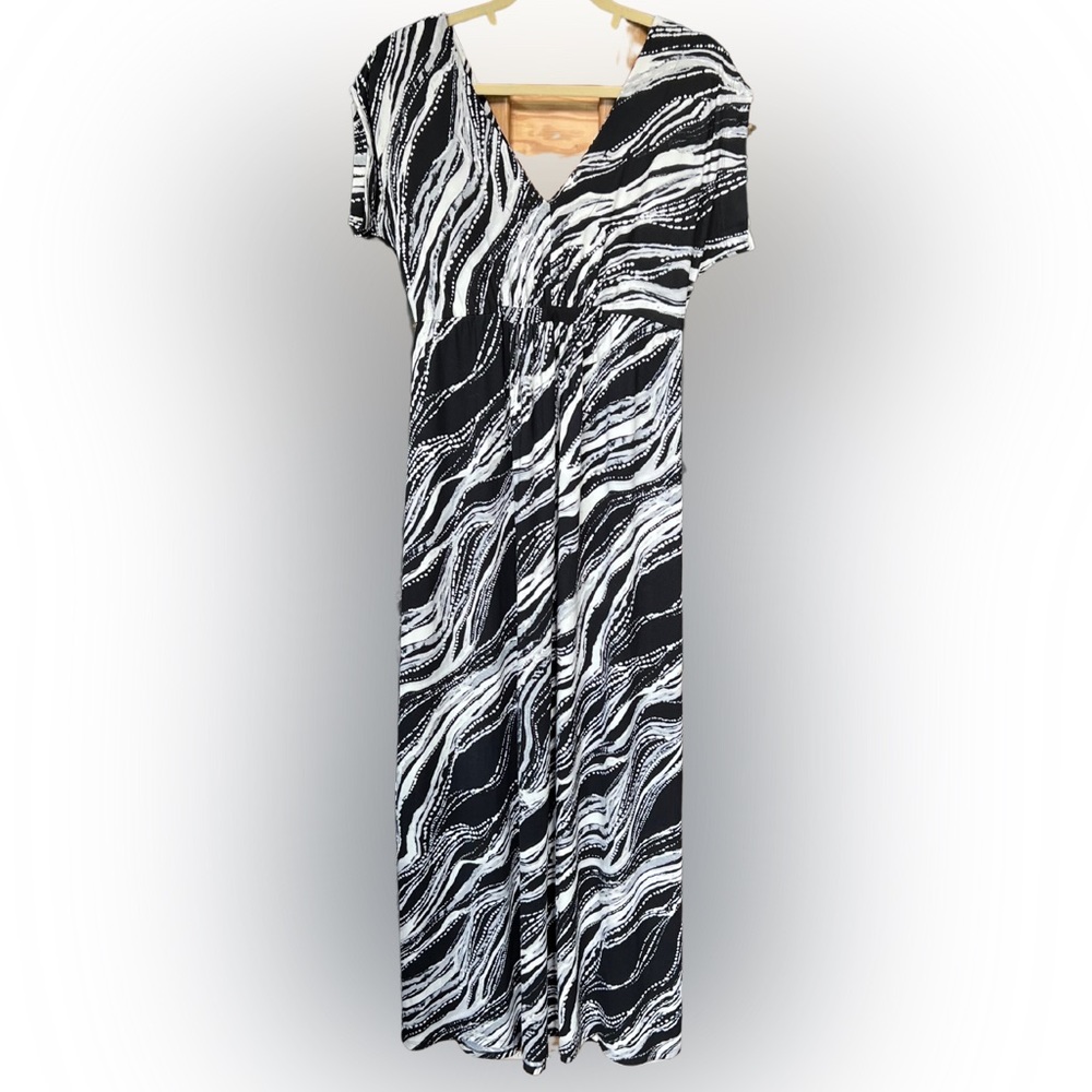 Soma Maxi Dress NWOT